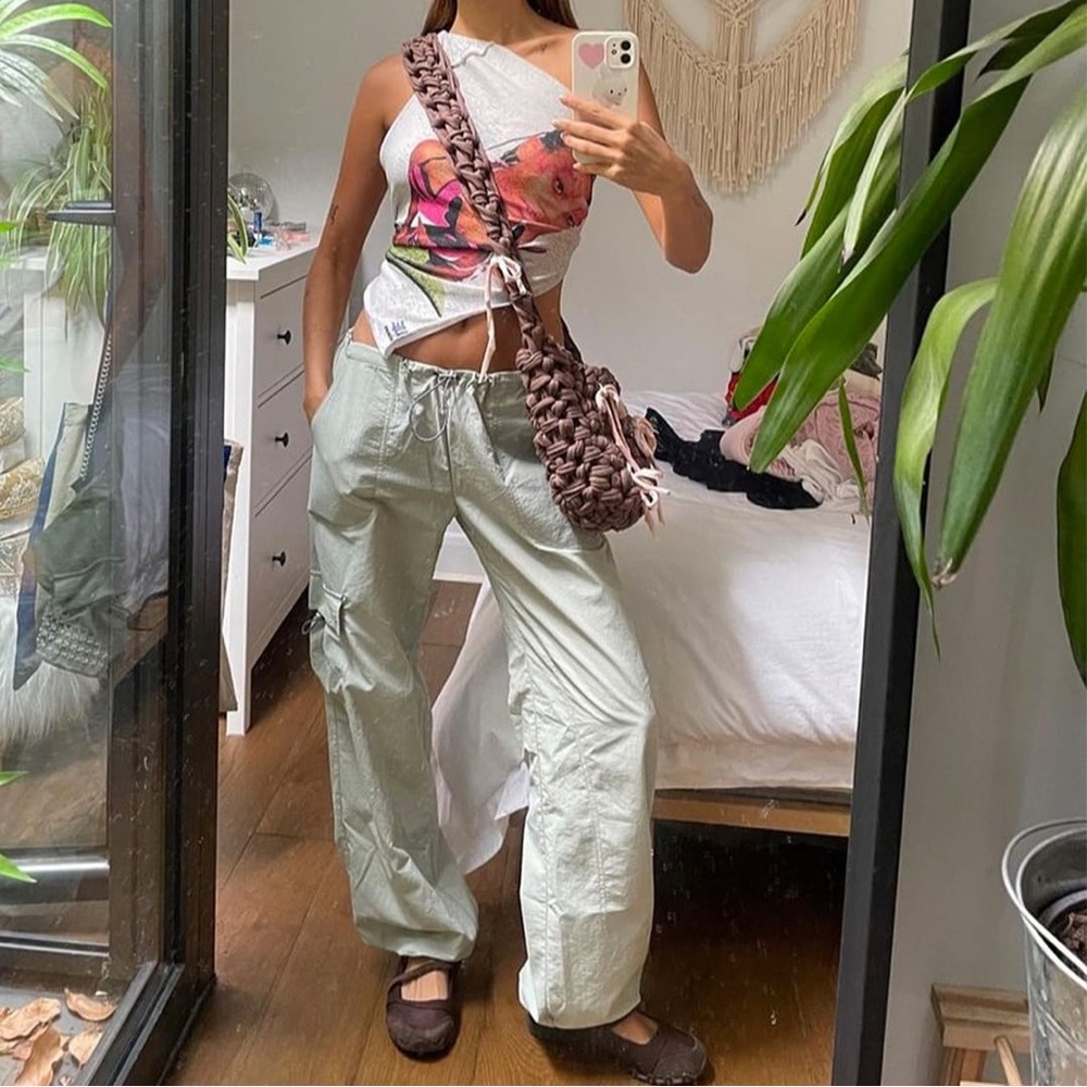 NWT Peachy Den The Mimi Bottoms Cargo Pants in Oyster Sage Mint Seafoam Green - Picture 3 of 13